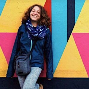 Meet your Posher, Claire